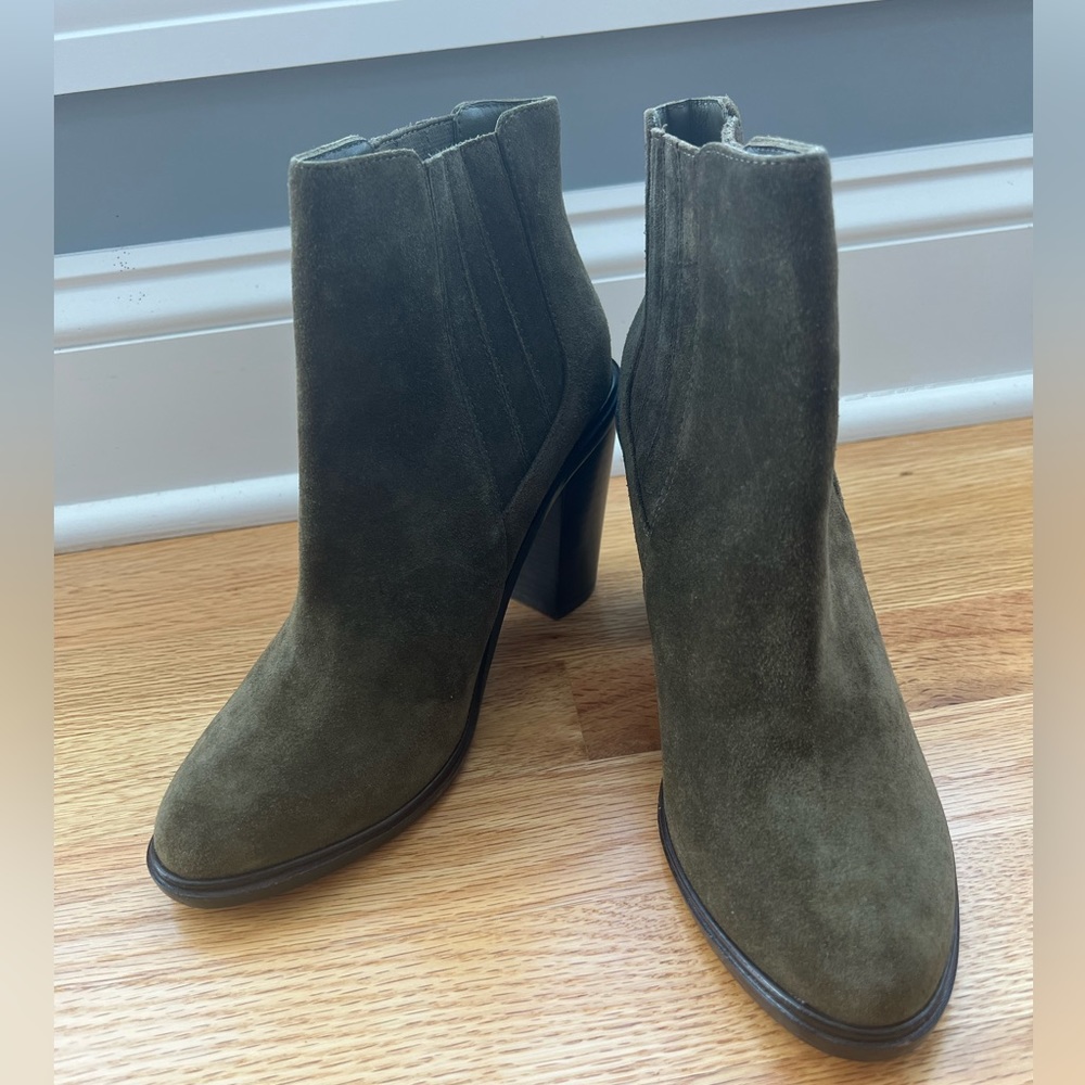 JOIE suede olive ankle boot size 37.5